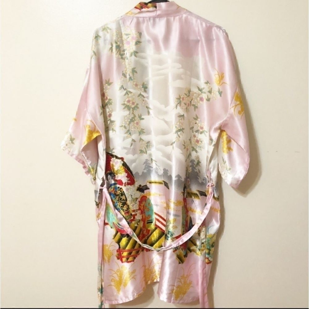 Sale! Vintage Japanese Kimono Robe - Picture 4 of 6